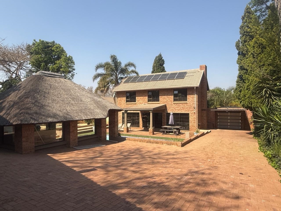 3 Bedroom Property for Sale in Allens Nek Gauteng