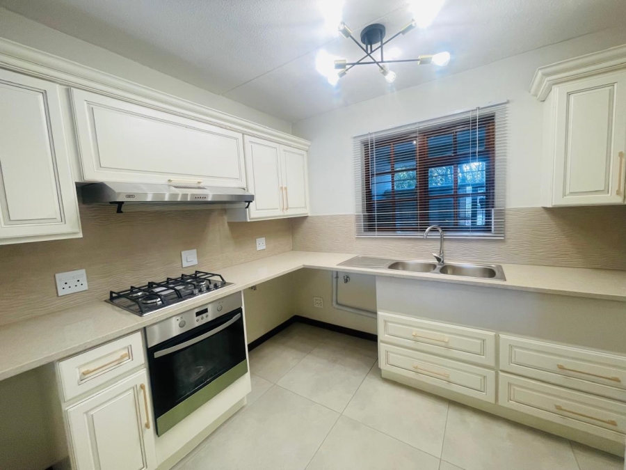 2 Bedroom Property for Sale in Morningside Gauteng