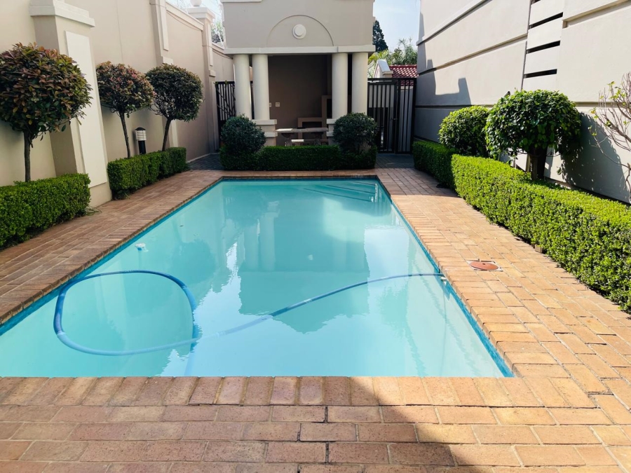 2 Bedroom Property for Sale in Morningside Gauteng
