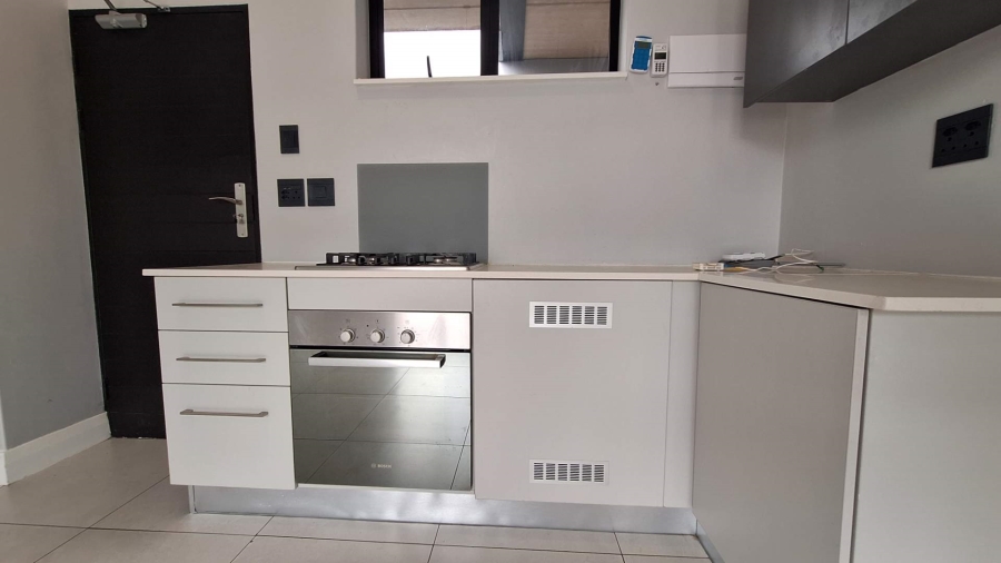 1 Bedroom Property for Sale in Ferndale Gauteng