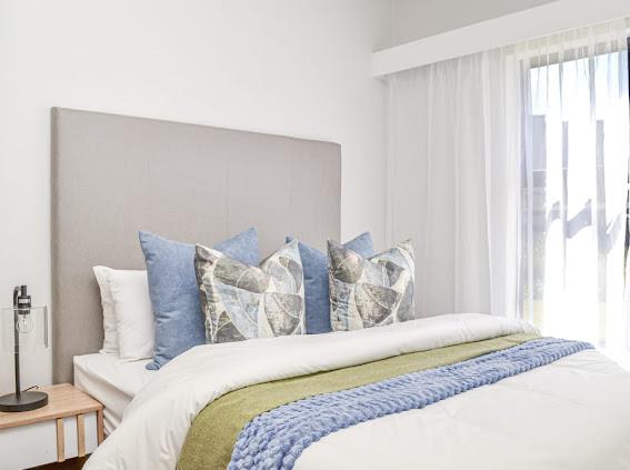 To Let 2 Bedroom Property for Rent in Glen Marais Gauteng