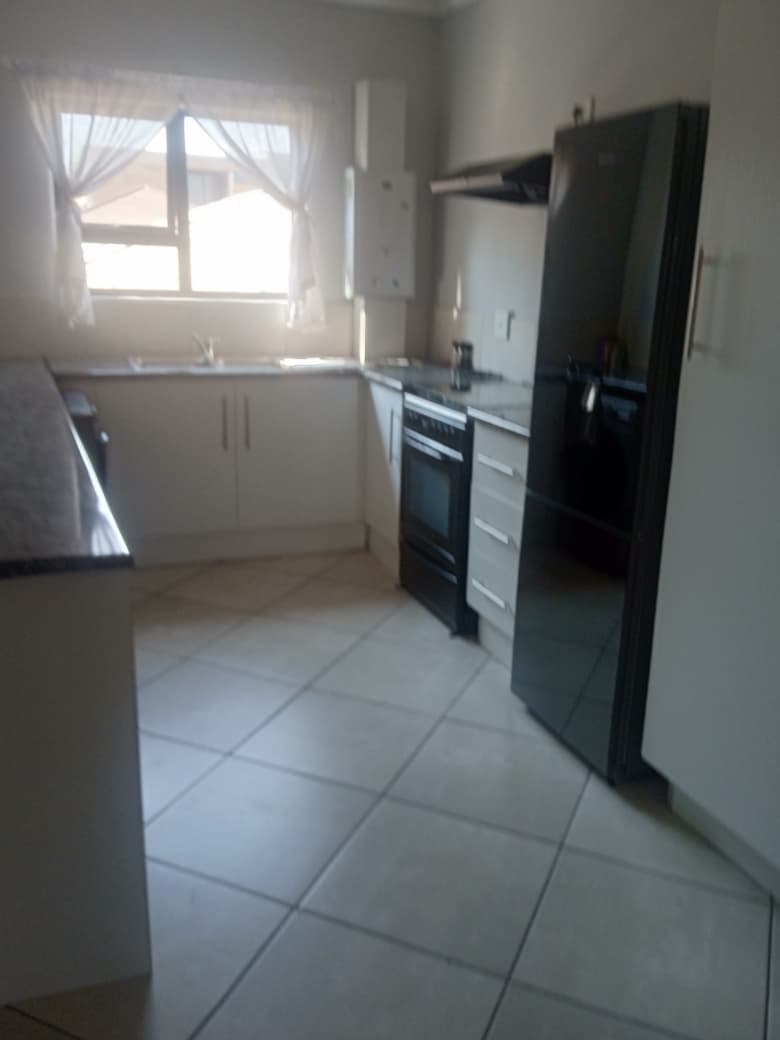 2 Bedroom Property for Sale in Florida Park Gauteng
