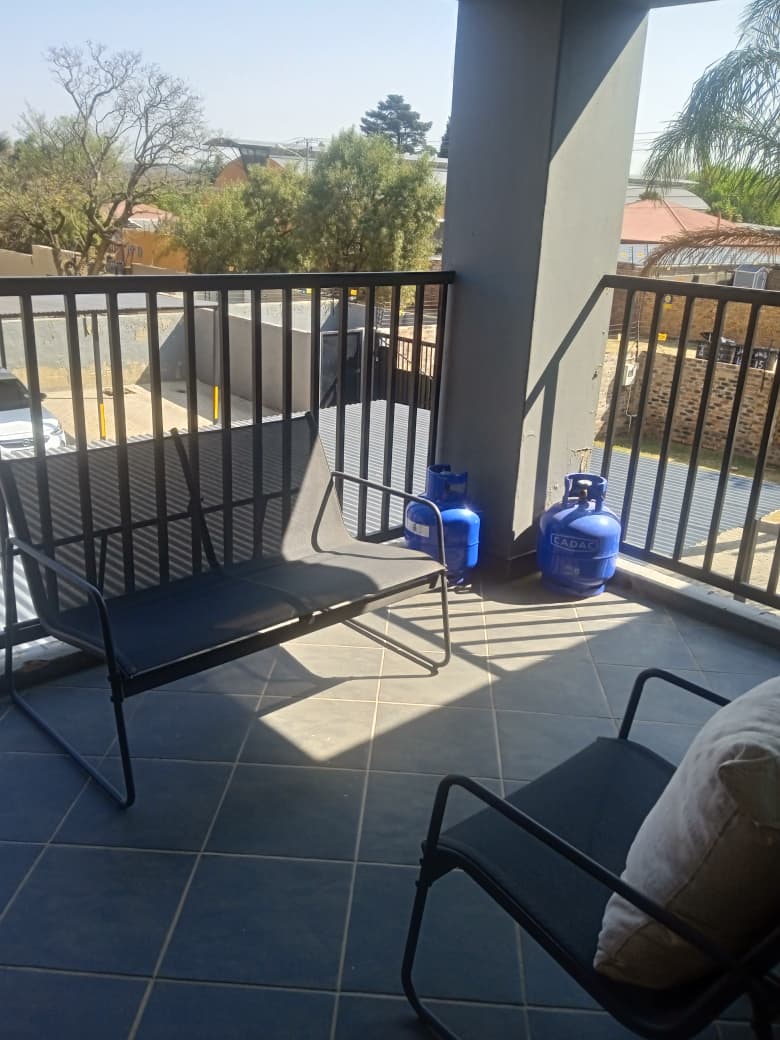 2 Bedroom Property for Sale in Florida Park Gauteng