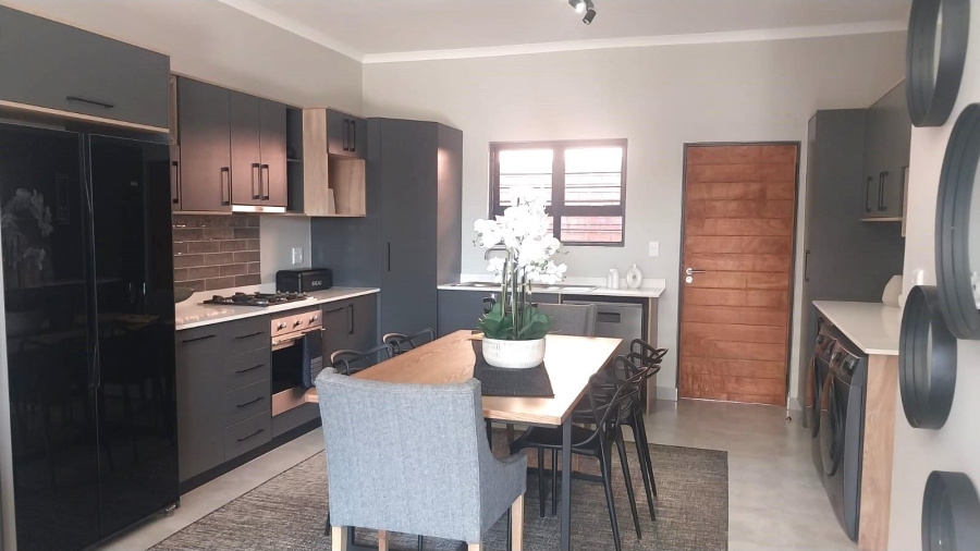 To Let 3 Bedroom Property for Rent in Olympus Gauteng