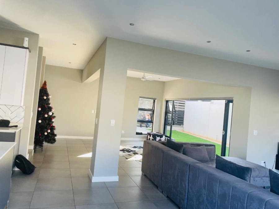 3 Bedroom Property for Sale in Olivedale Gauteng