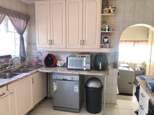 3 Bedroom Property for Sale in Verwoerdpark Gauteng