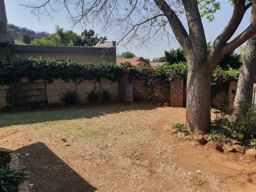 3 Bedroom Property for Sale in Mulbarton Gauteng