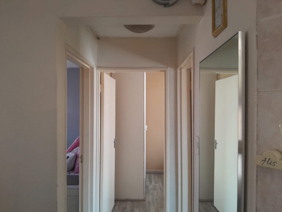 2 Bedroom Property for Sale in Elandspark Gauteng