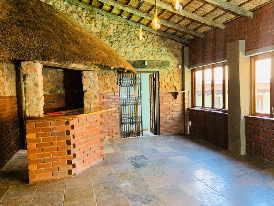 6 Bedroom Property for Sale in Amandasig Gauteng