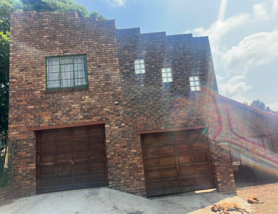 4 Bedroom Property for Sale in Meyerspark Gauteng