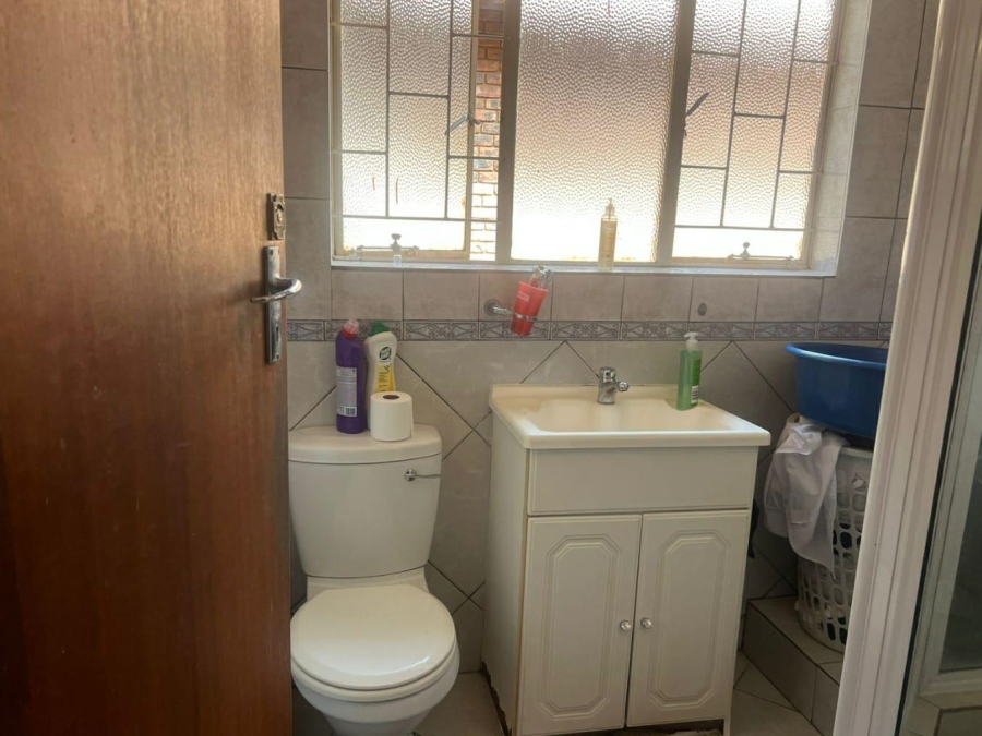 4 Bedroom Property for Sale in Meyerspark Gauteng