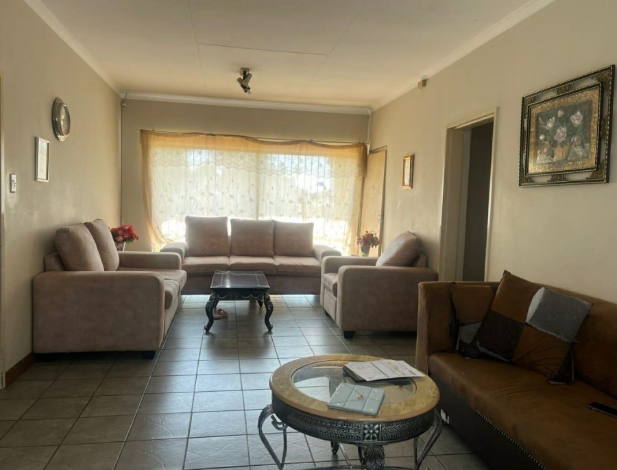 4 Bedroom Property for Sale in Meyerspark Gauteng