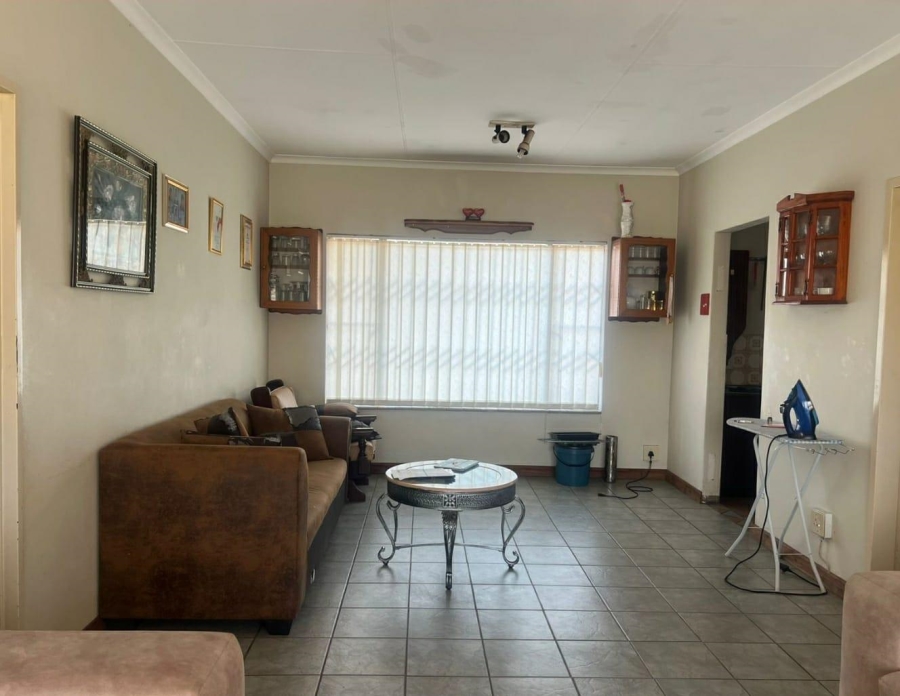 4 Bedroom Property for Sale in Meyerspark Gauteng