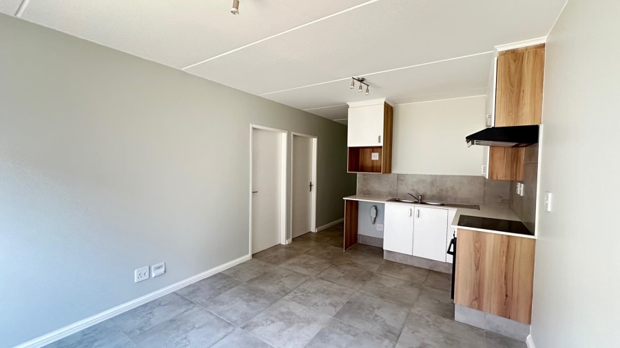 To Let 2 Bedroom Property for Rent in Parkhaven Gauteng