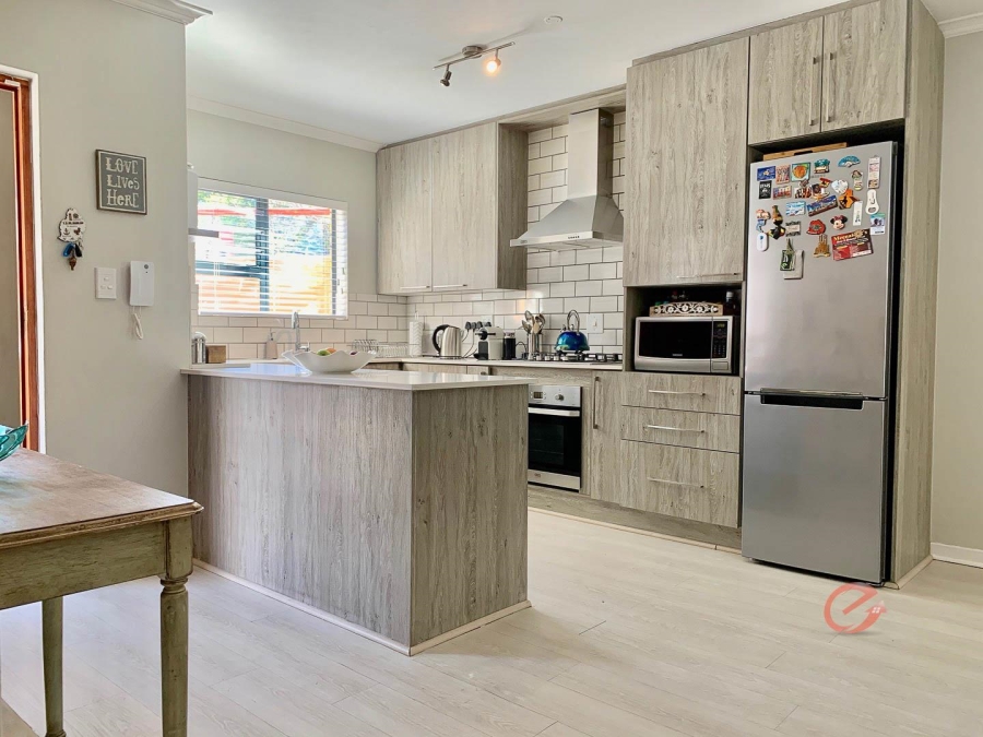 3 Bedroom Property for Sale in Edenburg Gauteng