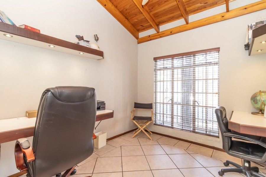 3 Bedroom Property for Sale in Albertskroon Gauteng