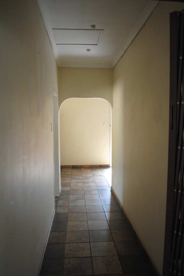 To Let 1 Bedroom Property for Rent in Eikenhof Gauteng