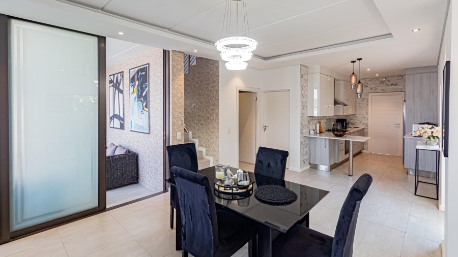 4 Bedroom Property for Sale in Fourways Gauteng