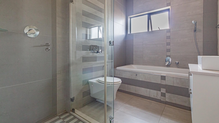 4 Bedroom Property for Sale in Fourways Gauteng