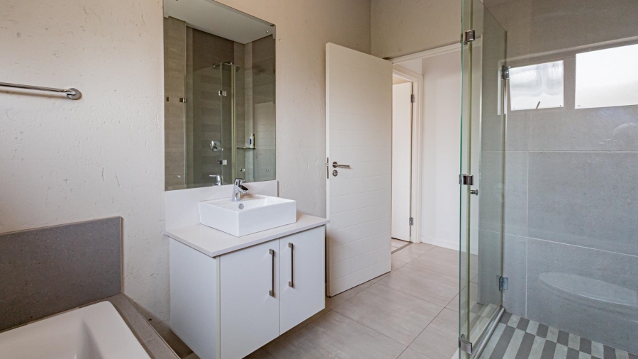 4 Bedroom Property for Sale in Fourways Gauteng