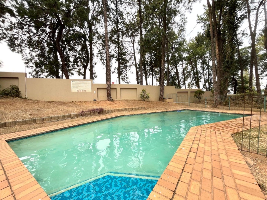 To Let 1 Bedroom Property for Rent in Edenvale Gauteng