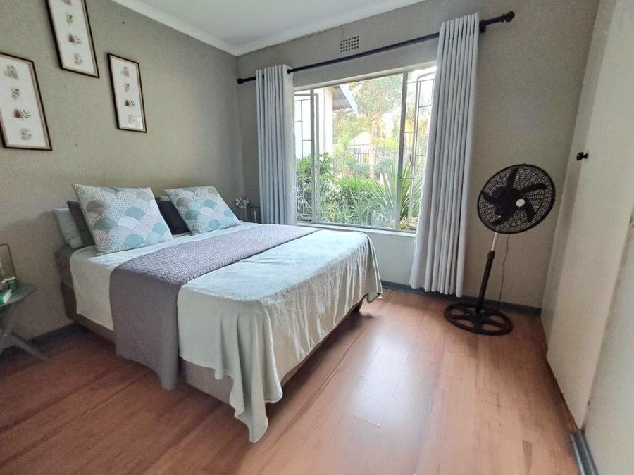 3 Bedroom Property for Sale in Brackendowns Gauteng