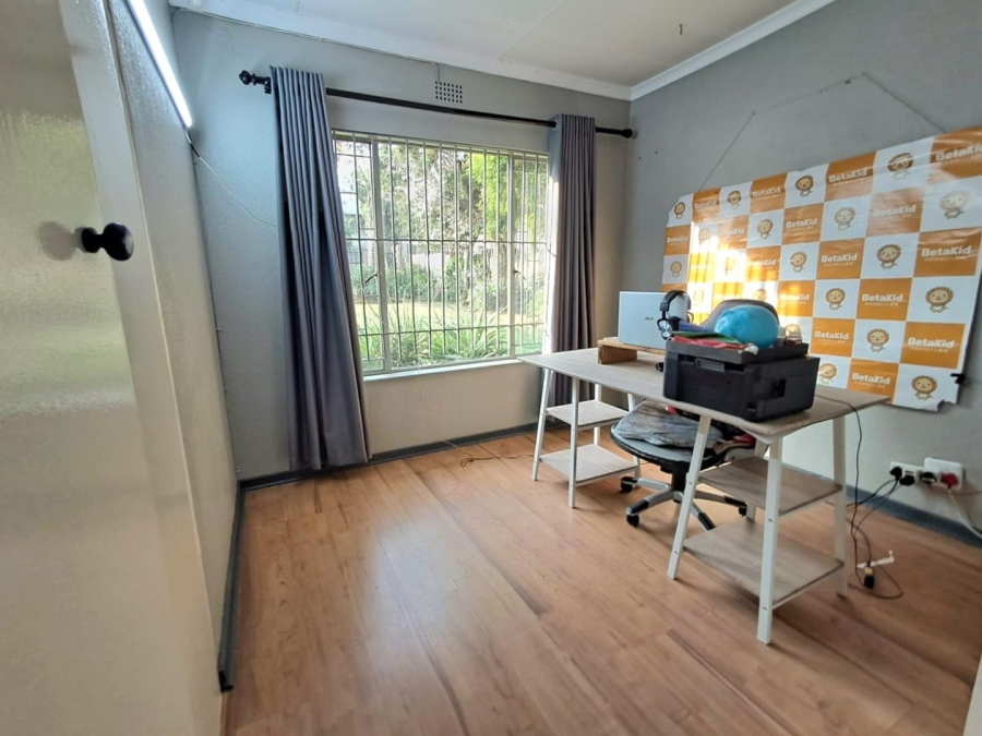 3 Bedroom Property for Sale in Brackendowns Gauteng