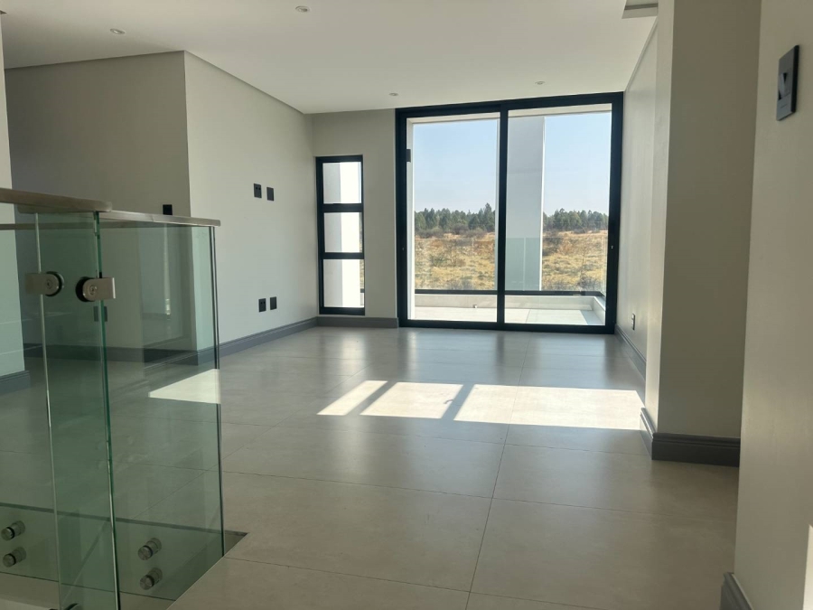 5 Bedroom Property for Sale in Eye of Africa Gauteng
