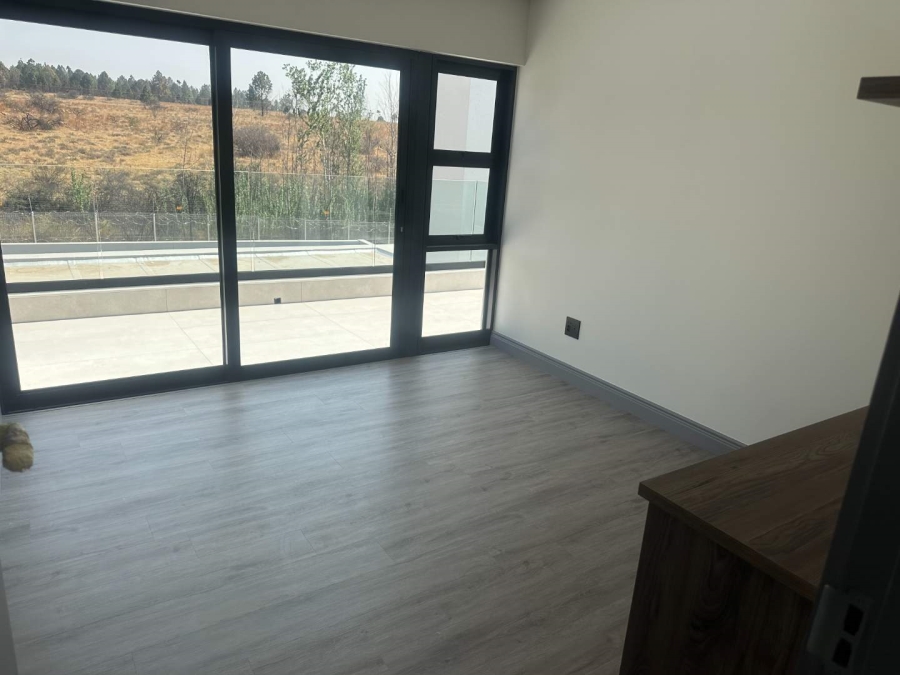 5 Bedroom Property for Sale in Eye of Africa Gauteng