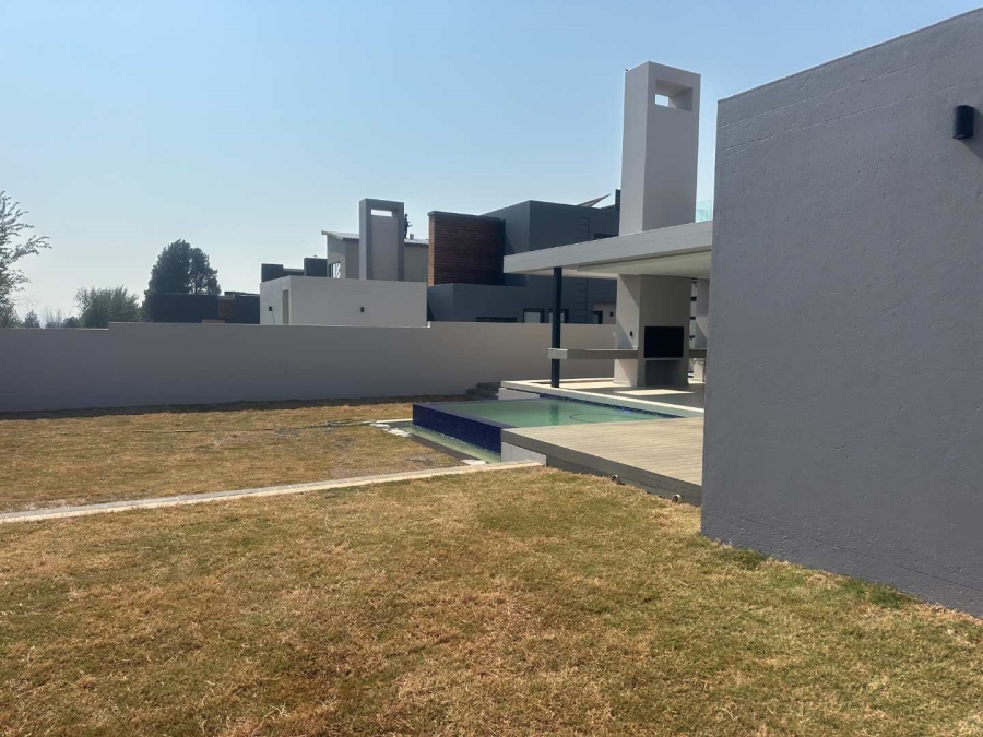 5 Bedroom Property for Sale in Eye of Africa Gauteng