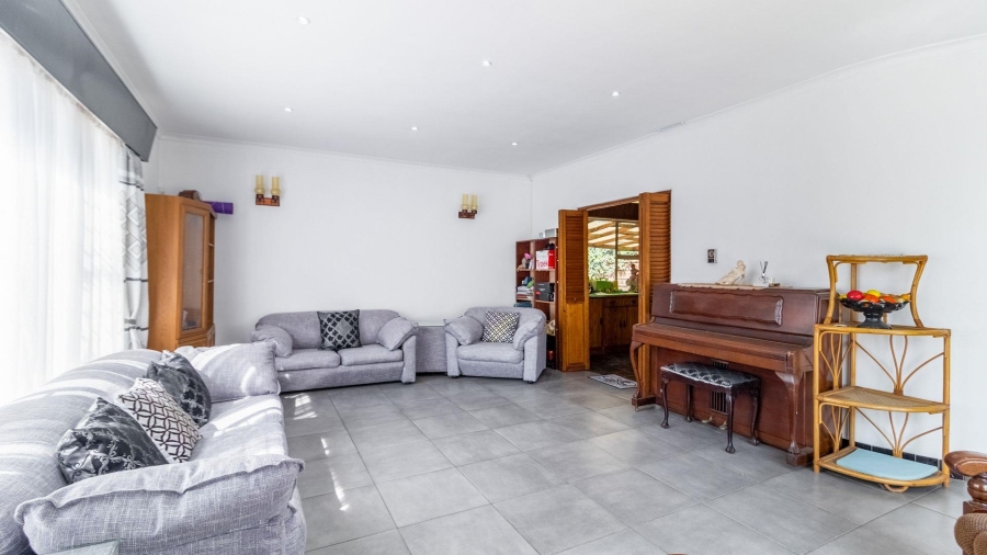 4 Bedroom Property for Sale in The Hill Gauteng