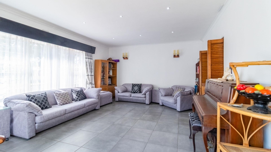 4 Bedroom Property for Sale in The Hill Gauteng