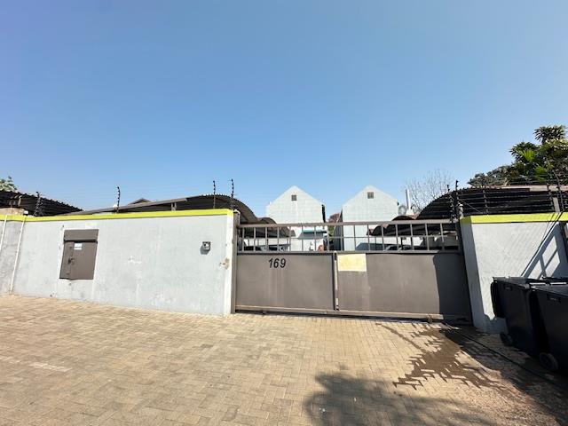 2 Bedroom Property for Sale in Pretoria North Gauteng