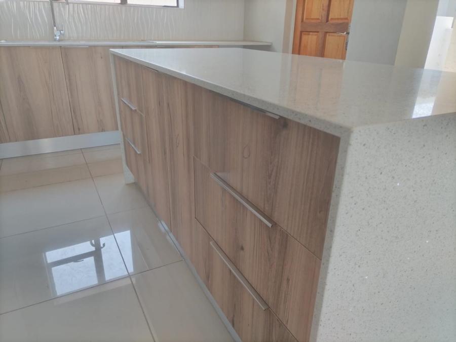 3 Bedroom Property for Sale in The Orchards Gauteng