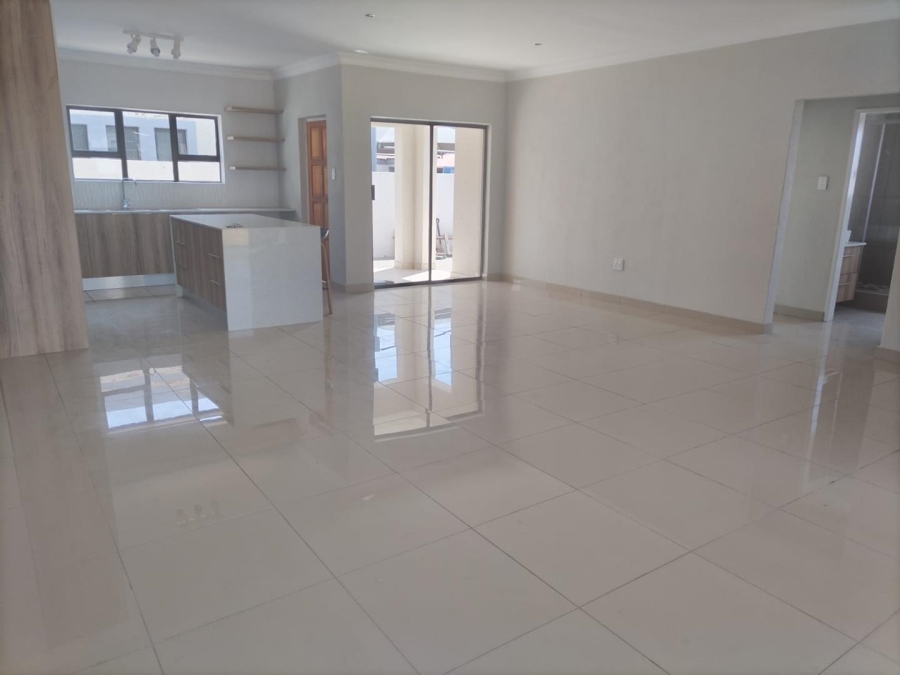 3 Bedroom Property for Sale in The Orchards Gauteng