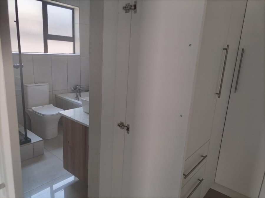 3 Bedroom Property for Sale in The Orchards Gauteng