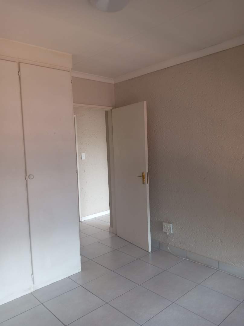 2 Bedroom Property for Sale in Bedfordview Gauteng