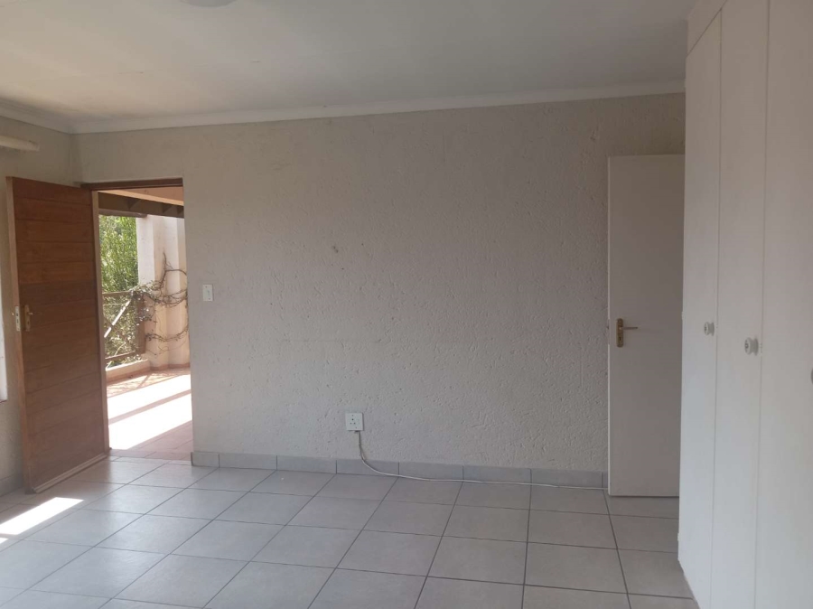 2 Bedroom Property for Sale in Bedfordview Gauteng