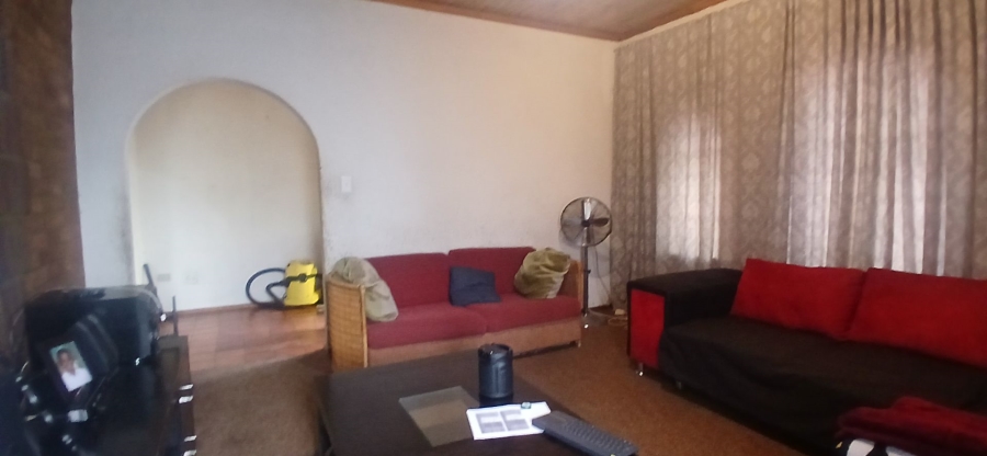 4 Bedroom Property for Sale in Birchleigh North Gauteng