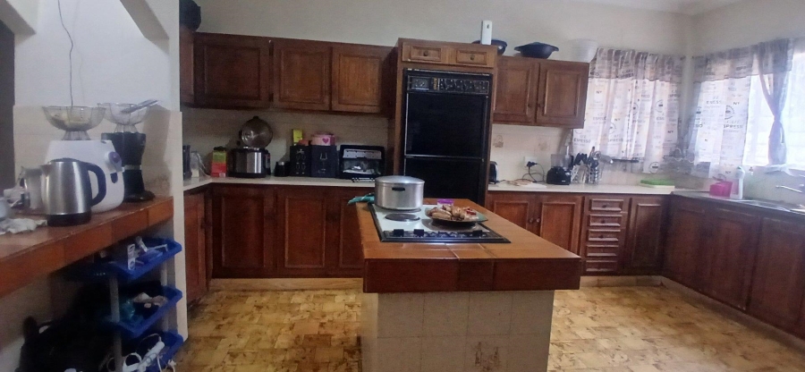 4 Bedroom Property for Sale in Birchleigh North Gauteng