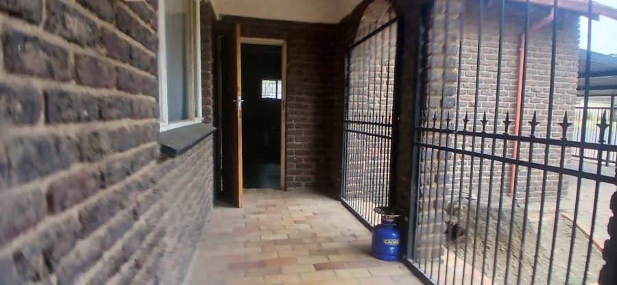4 Bedroom Property for Sale in Birchleigh North Gauteng