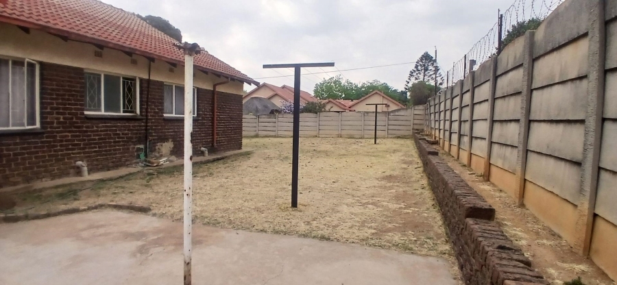 4 Bedroom Property for Sale in Birchleigh North Gauteng
