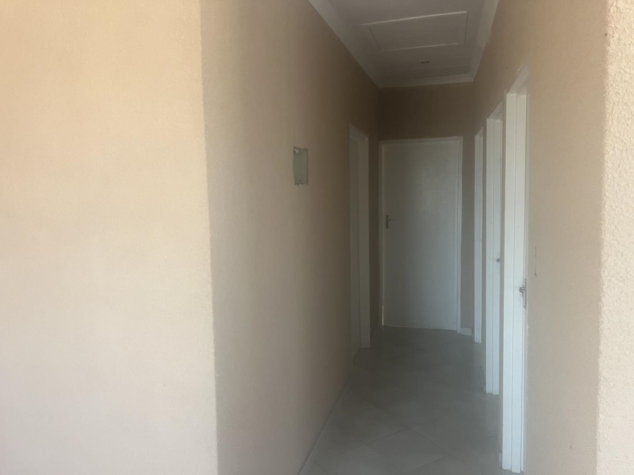 3 Bedroom Property for Sale in Roodekop Gauteng
