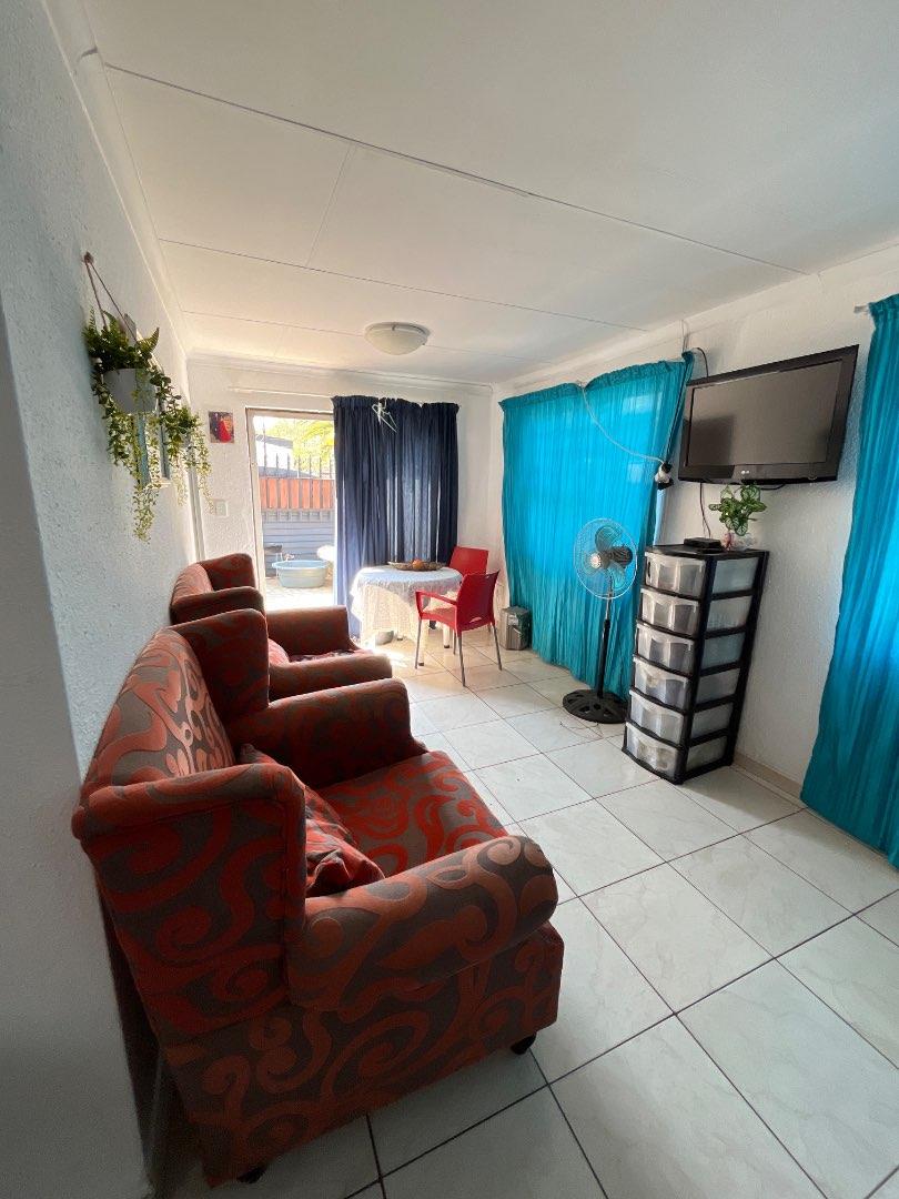 4 Bedroom Property for Sale in Brackendowns Gauteng