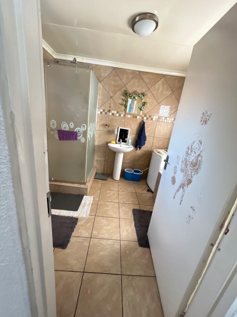 4 Bedroom Property for Sale in Brackendowns Gauteng