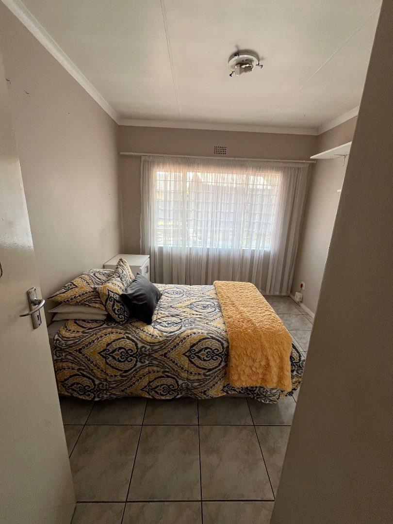 4 Bedroom Property for Sale in Brackendowns Gauteng