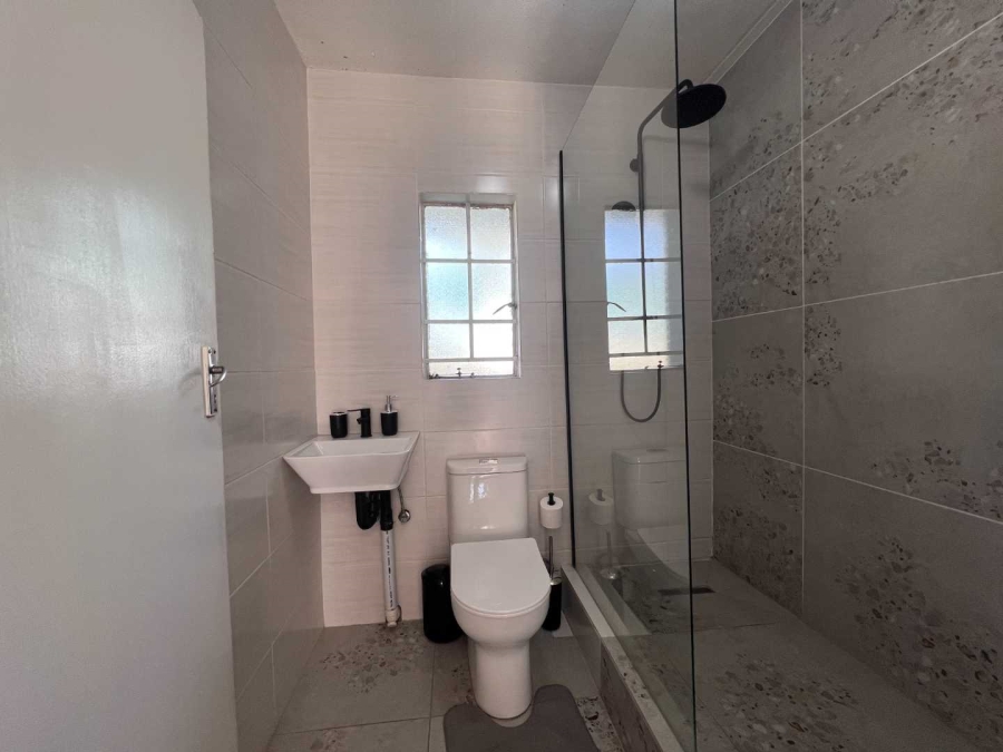 2 Bedroom Property for Sale in Sharonlea Gauteng