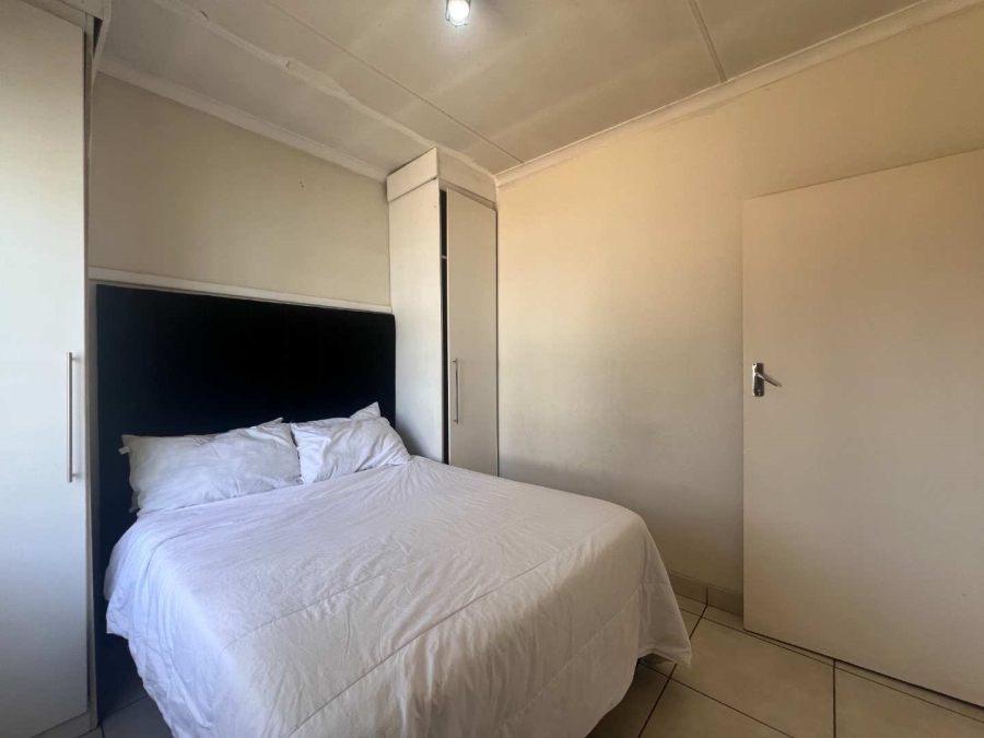 2 Bedroom Property for Sale in Sharonlea Gauteng
