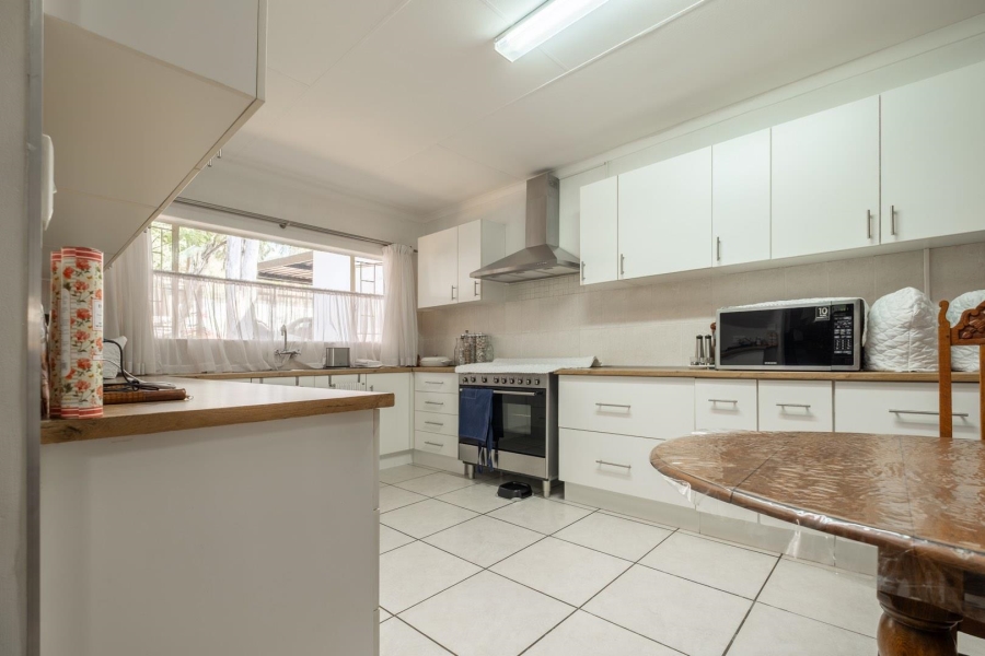 3 Bedroom Property for Sale in Newlands Gauteng