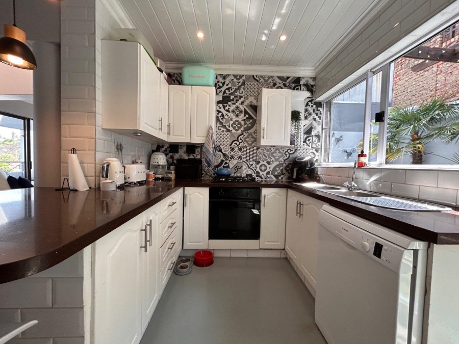 4 Bedroom Property for Sale in Glenvista Gauteng